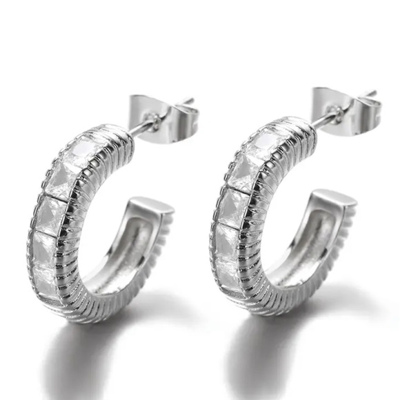 C-shaped Zirconia Hoop Earrings - Picture 2 of 2